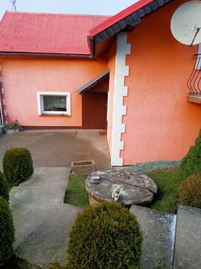 Agroturystyka U Janosika Bozkow ภายนอก รูปภาพ